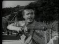 Adoniran Barbosa e Mazzaropi no filme A Carrocinha