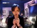 actuaci�n de pulp en la bbc (common people)