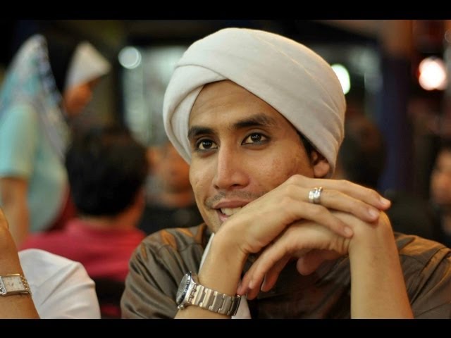 Download Mp3 Al Quran Yang Merdu | ustaz don bacaan al quran yang merdu mp3gratiss com Download Mp3 Al Quran Yang Merdu | ustaz don bacaan al quran yang merdu mp3gratiss com