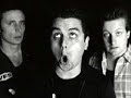 green day-she is a rebel