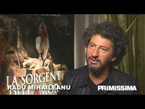 Radu Mihaileanu - http://www.primissima.it - Videointervista al regista Radu Mihaileanu per il film La sorgente dell'amore, in sala dal 9 Marzo 2012 distribuito da BIM. A cura...