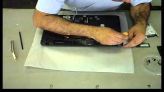 Desmontando Notebook Acer Aspire E1-531-206 - Parte 1