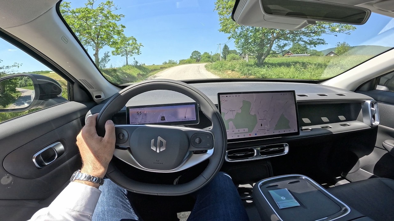 New LEAPMOTOR B10 PHEV 2026 (EUROPE) - POV test drive