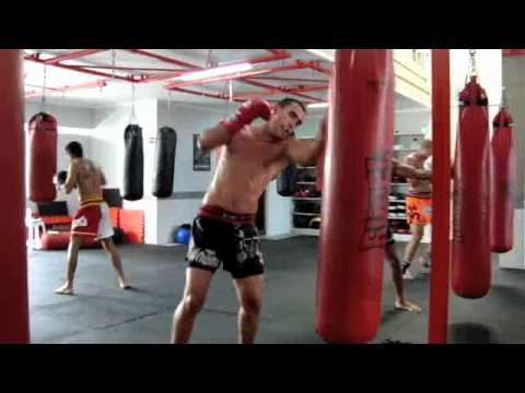 Preparação FÃsica MMA e Muay Thai Equipe Nikolai 2012
