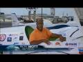 videos de Barrington Irving flies Zodiac kit plane built by teens!