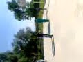 jugando fut en la escuela