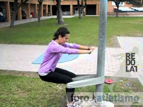 Ejercicios de fuerza: cuádriceps con cincha Ejercicios de fuerza: cuádriceps con cincha