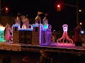 Parade.AVI