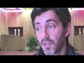 Activistas antitransx�nicos protestan ante o Parlamento