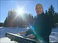m�nchener freiheit - ein engel wie du 2005 

...
doch ich hebe dich in den himmel
weil ich das gerade f�hl.

ich bete nicht zu dem da oben
das w�re mir zu allgemein
ich bete nur noch f�r das eine
heute nacht bei dir zu sein.

nicht da� ich etwas erwarte
und ohne eine bestimmtes ziel
einer wie ich traf ein engel wie dich noch nie.

du haust mich um, du machst mich an
auf sowas warte ich schon so lang
du haust mich um, weil ich dich will
weil ich dich wollte von anfang an.

bleib heute nacht mit mir im himmel
dann sag ich dir morgen fr�h
einer wie ich traf ein engel wie dich noch nie.

ich k�sse dir nicht deine f��e
ich fange gleich oben an
ich gebe dir auf meine weise
alles was ich geben kann.

denn was ich von dir bekomme
�bersteigt meine phantasie
einer wie ich traf ein engel wie dich noch nie.

du haust mich um, du machst mich an
auf sowas warte ich schon so lang
du haust mich um, weil ich dich will
weil ich dich wollte von anfang an.

bleib heute nacht mit mir im himmel
dann sag ich dir morgen fr�h
einer wie ich traf ein engel wie dich noch nie.

du haust mich um, du machst mich an
auf sowas warte ich schon so lang
du haust mich um, weil ich dich will
weil ich dich wollte von anfang an.

bleib heute nacht mit mir im himmel
dann sag ich dir morgen fr�h
einer wie ich traf ein engel wie dich noch nie.

einer wie ich traf ein engel wie dich noch nie.