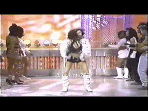 Michael Jackson – Can’t Let Her Get Away (Soul Train Line)(January 8, 1992)(X)