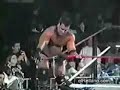 Pierde en lucha Libre y se Agarra con el Arbitro