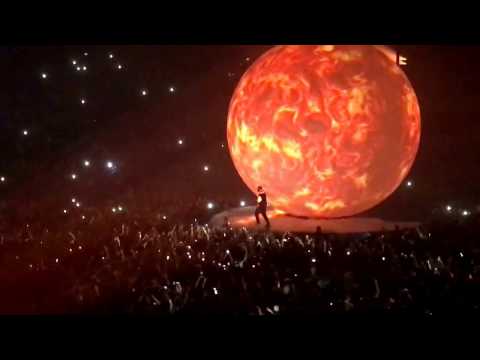 DRAKE LIVE AT 02 ARENA LONDON | RUNNING THROUGH THE 6 WITH MY WOES | #BoyMeetsWorldTour |
