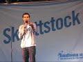 Soran Ismail unga komikern som standupar på skrattstock på långholmen, väldigt roli hörru. Kolla på denna.