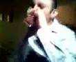 videos de Man Drinks Deadly Shot of Vodka