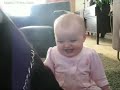 Bébé mort de rire – Bébé mort de rire