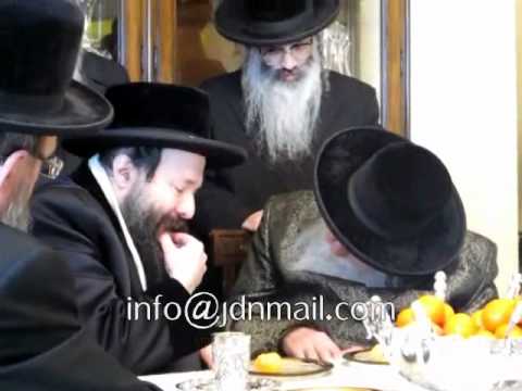 Bobov Rebbe Visits Toldos Avrohom Yitschok Rebbe