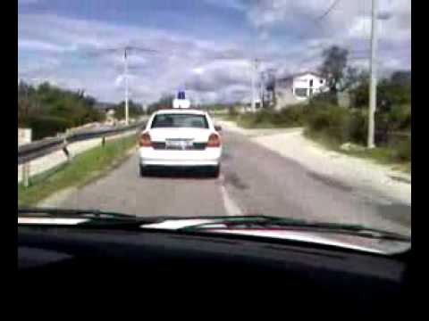 drotovi - Drot pretiče Bus na punoj crti,prelazi ograničenje za 50 km/h i naravno mi iza njega... Prije tog se natjeravali i prešli zajedno 5-6 auta...