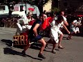 Quàdrigues romanes tirades per persones a Guissona