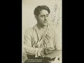 The demands of the tenor role of Raoul in Meyerbeer's Les Huguenots are extreme, and Giacomo Lauri Volpi, greatest of the bel canto tenors, was one of the few who could really claim the role as his own. The sustained legato singing required in this aria--especially at the extraordinarily slow tempo at which he takes it-- is an ultimate test of bel canto style and singing technique. YOU CAN FOLLOW MY OPERA BLOG AT: GREATOPERASINGERS.BLOGSPOT.COM