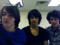 ohhhhhhnooooooo pooor nick but ur still sexyyy!!!!