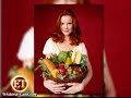 et talks to marcia cross during a photoshoot for parade magazine november 5, 2005. credit goes to wisterialane.com for uploading.