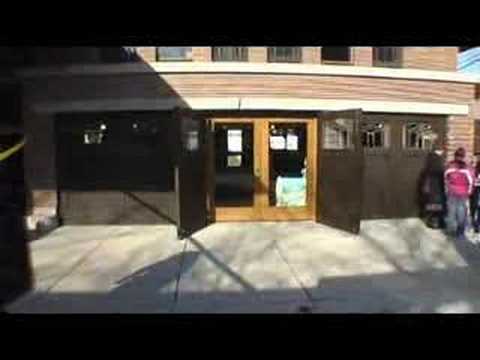 Tweens talk Wright at the Robie House, Chicago Tweens talk Wright at the Robie House, Chicago