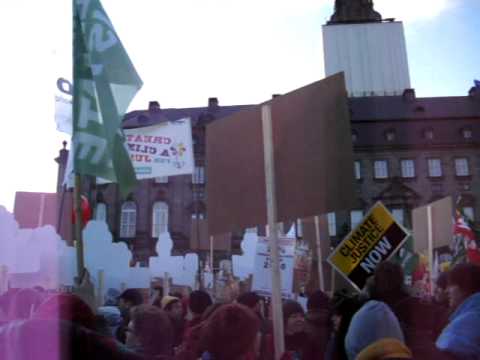 0 VIDEO   Capitalism the Silent and Terrible Ghost in the Room [HUGO CHAVEZ] 