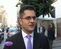(Kordoba, 9. oktobra 2007) Ministar spoljnih poslova Srbije Vuk Jeremić izjavio je da je od svojih kolega, ministara inostranih poslova Portugala Luiša Amada i Španije Miguela Moratinosa, zatražio podršku za stav koji će omogućiti postizanje evropskog i kompromisnog rešenja budućeg statusa Kosova. Jeremić će u Kordobi učestvovati u radu međunarodne konferencije 