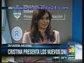 Cristina present� el nuevo documento nacional de identidad