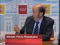 Aguirre canta el cumpleaños feliz a Rubalcaba
