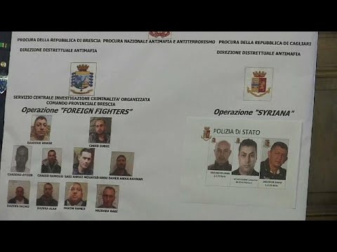 14 al-Nusra-Terrorhelfer festgenommen, die von Italie ...