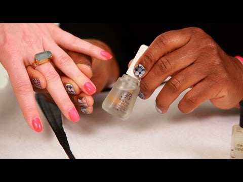 how to apply nail polish