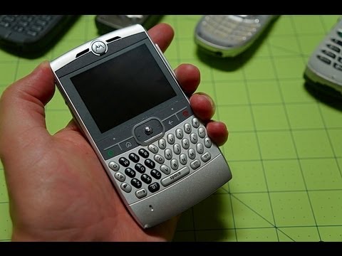 how to turn on moto q