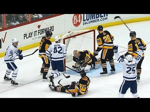 Video: Maple Leafs’ Brown, van Riemsdyk score 19 seconds apart