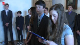 Deváťáci z Mlýnské převzali své deváté vysvědčení