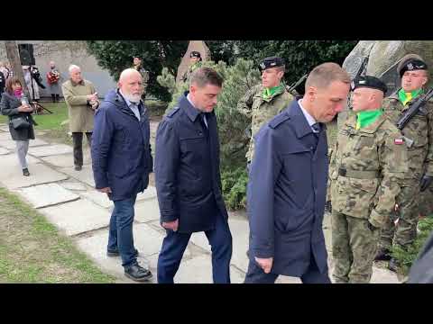 86. rocznica Zbrodni Katyńskiej :: reporter: Jarek AdamekLink do artykułu i zdjęć: https://elka.pl/content/view/129576/80/