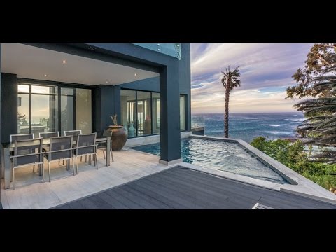 Top Billing features an incredible Campsbay home