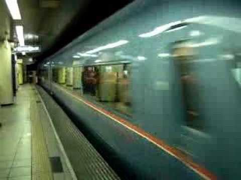 小田急ロマンスカー　メトロはこね２３号　大手町入線