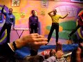 The Wiggles (live) - Everybody Clap - Toys R Us NYC