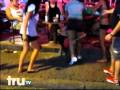 Thai women beating up American sex tourist