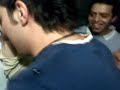 kike peleando con un refi