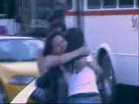- FREE HUGS - Abrazos Gratis Guadalajara