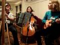 videos de A Little Time' by Uni & the Ding! String