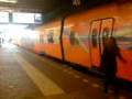 videos de Station Utrecht Centraal: De intercity naar Maastricht/Heerlen vertrekt vanaf het station