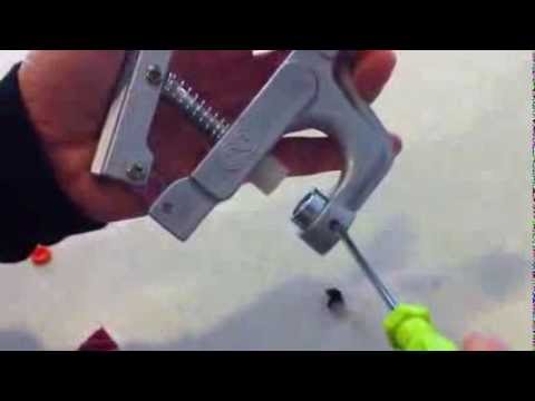 how to use kam snap pliers