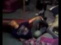 videos de MARK GETS BODY SLAMMED....KINDA.
