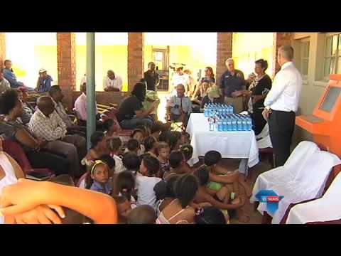 Kinders baat by Bloodhound-projek / Children benefit from Bloodhound project Kinders baat by Bloodhound-projek / Children benefit from Bloodhound project