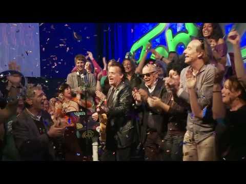 Lip Dub - Deze lipdub is opgenomen op 22 november ter ere van de opening van het nieuwe paviljoen POPstudio in Beeld en Geluid in Hilversum. Zie ook: https://www.beeld...