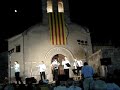 A la festa de la vall de Sant Feliu, a Castellolí, com cada any, va tenir lloc la tradicional sardinada i cantada d'havaneres. Interpreten 'El meu avi'.In the party of the valley of Sant Feliu, in Castellolí, like every year, the traditional sardinada took place and singing of habaneras. They interpret 'El meu avi' ('My grandfather').